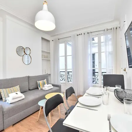 Appartamento Charming 1br 4p - Louvre Museum Parigi